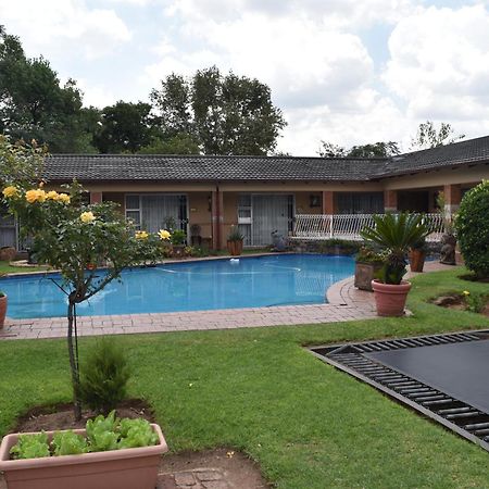 African Elephant Guesthouse Germiston Εξωτερικό φωτογραφία