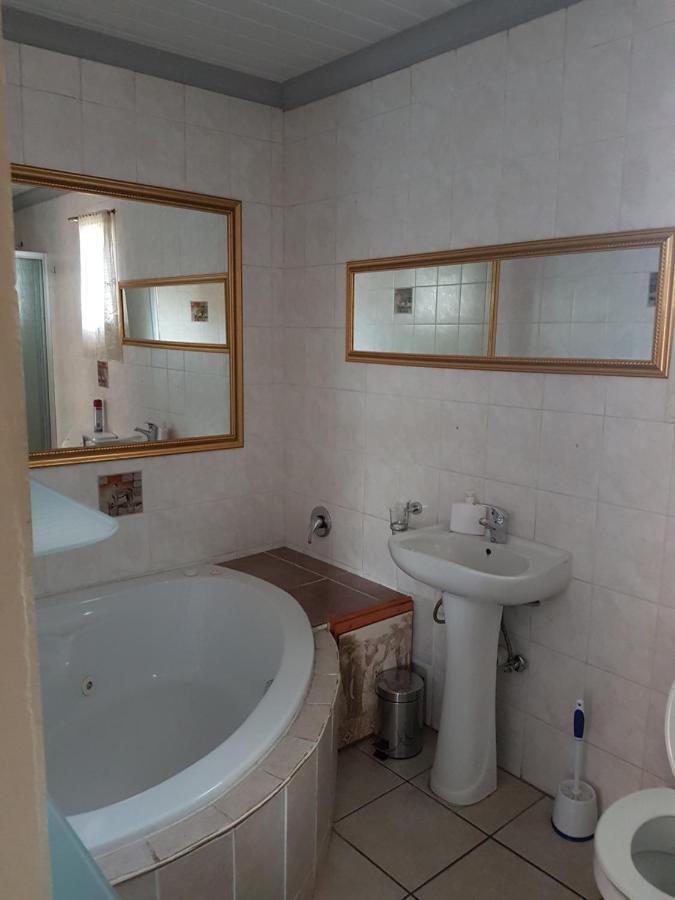 African Elephant Guesthouse Germiston Εξωτερικό φωτογραφία