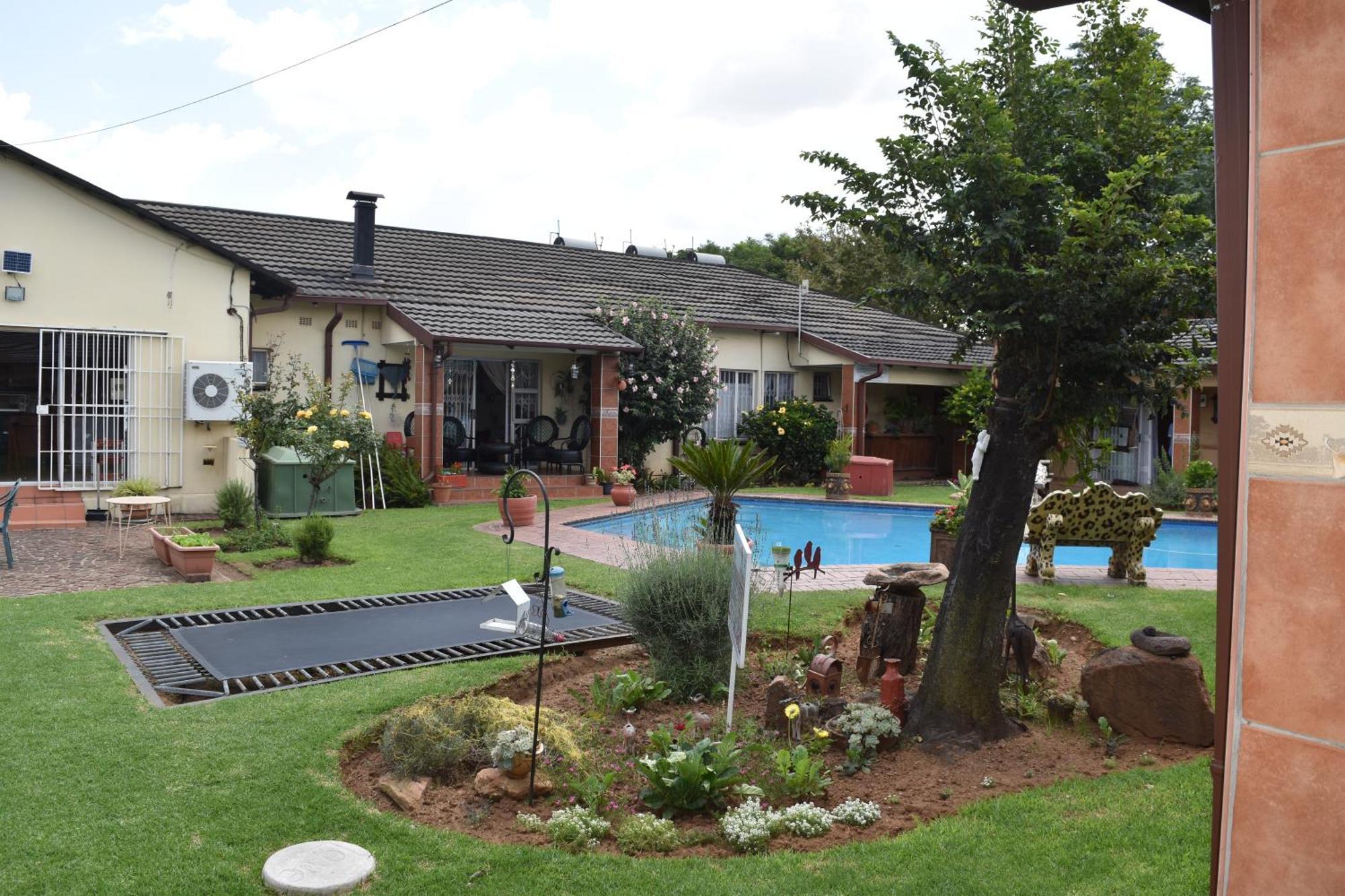 African Elephant Guesthouse Germiston Εξωτερικό φωτογραφία